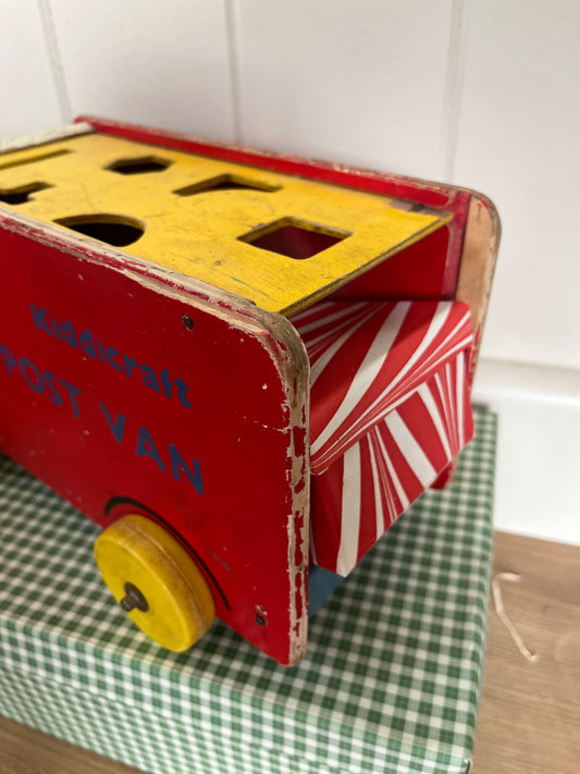 1960s Kiddicraft post van