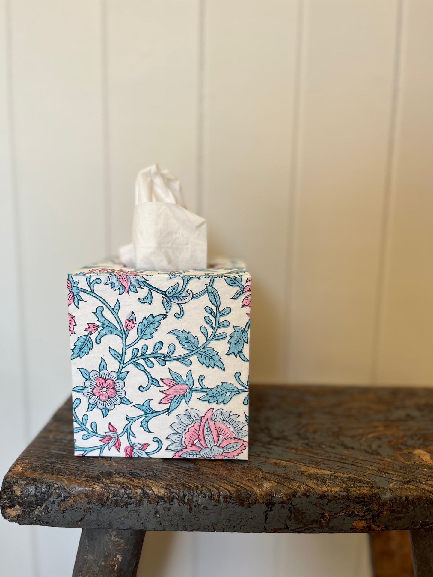 Melody Way Tissue Box Cover - Lotus
