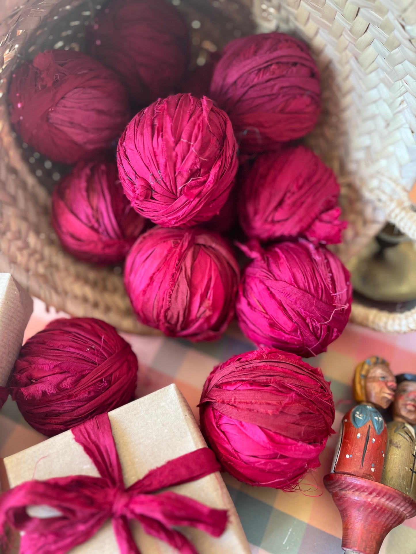 Recycled silk ribbon - Berry