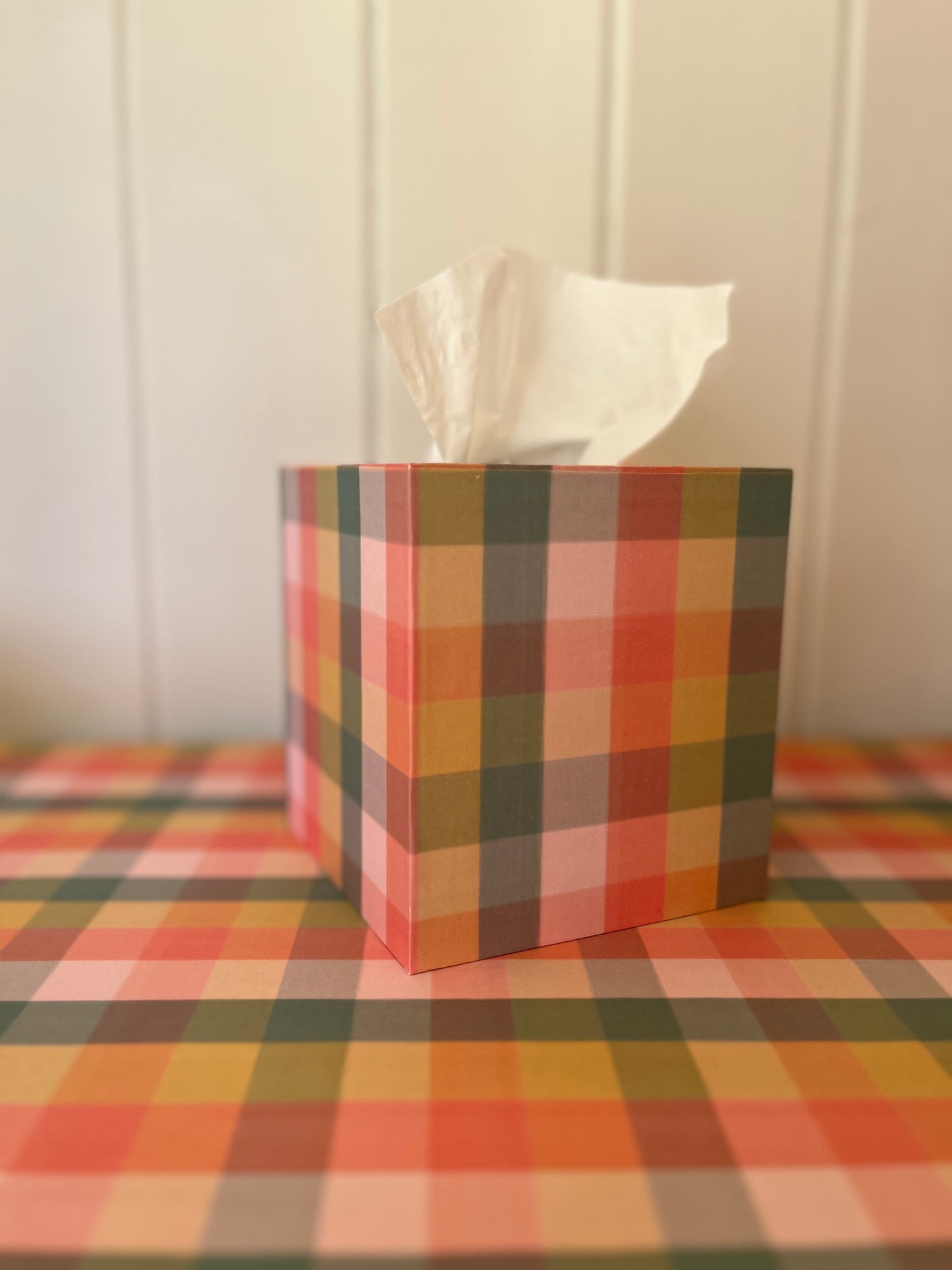 Lomond Paper Co Hand-covered Tissue Box