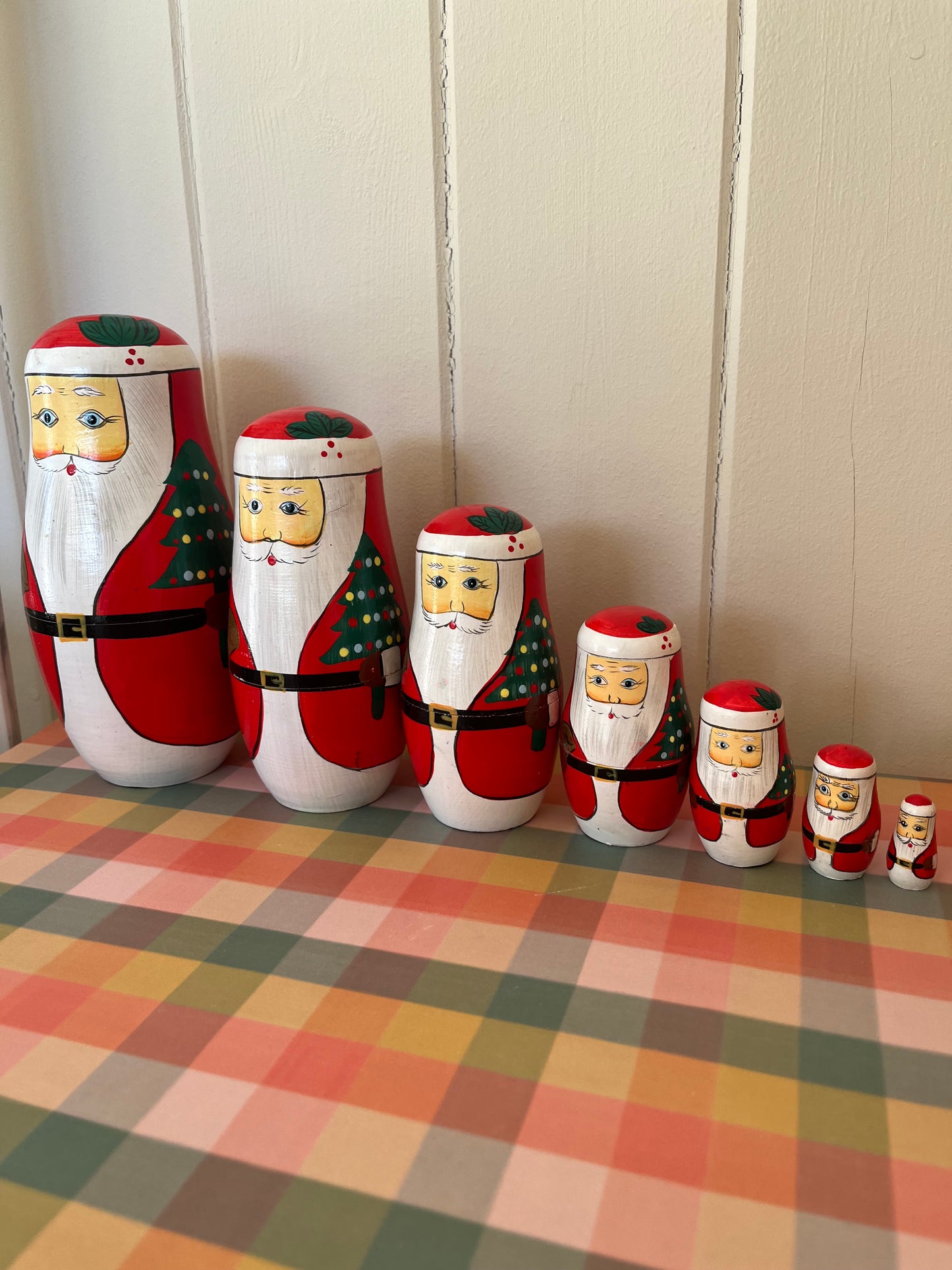 Large 7 piece Matryoshka Santa Dolls