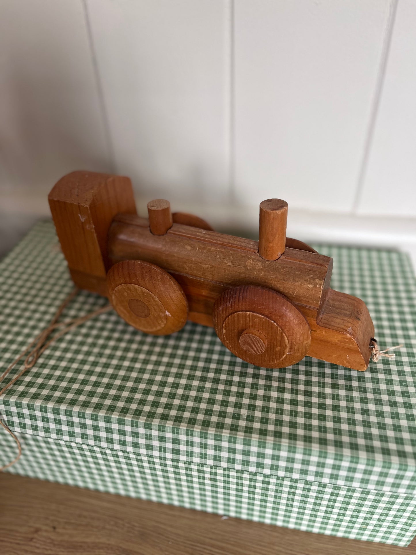 Wood N Joy Vintage pull along train
