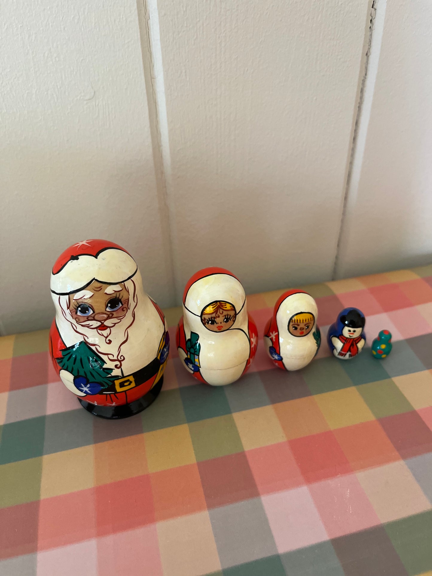Santa & Mrs Claus Matryoshka dolls set of 5