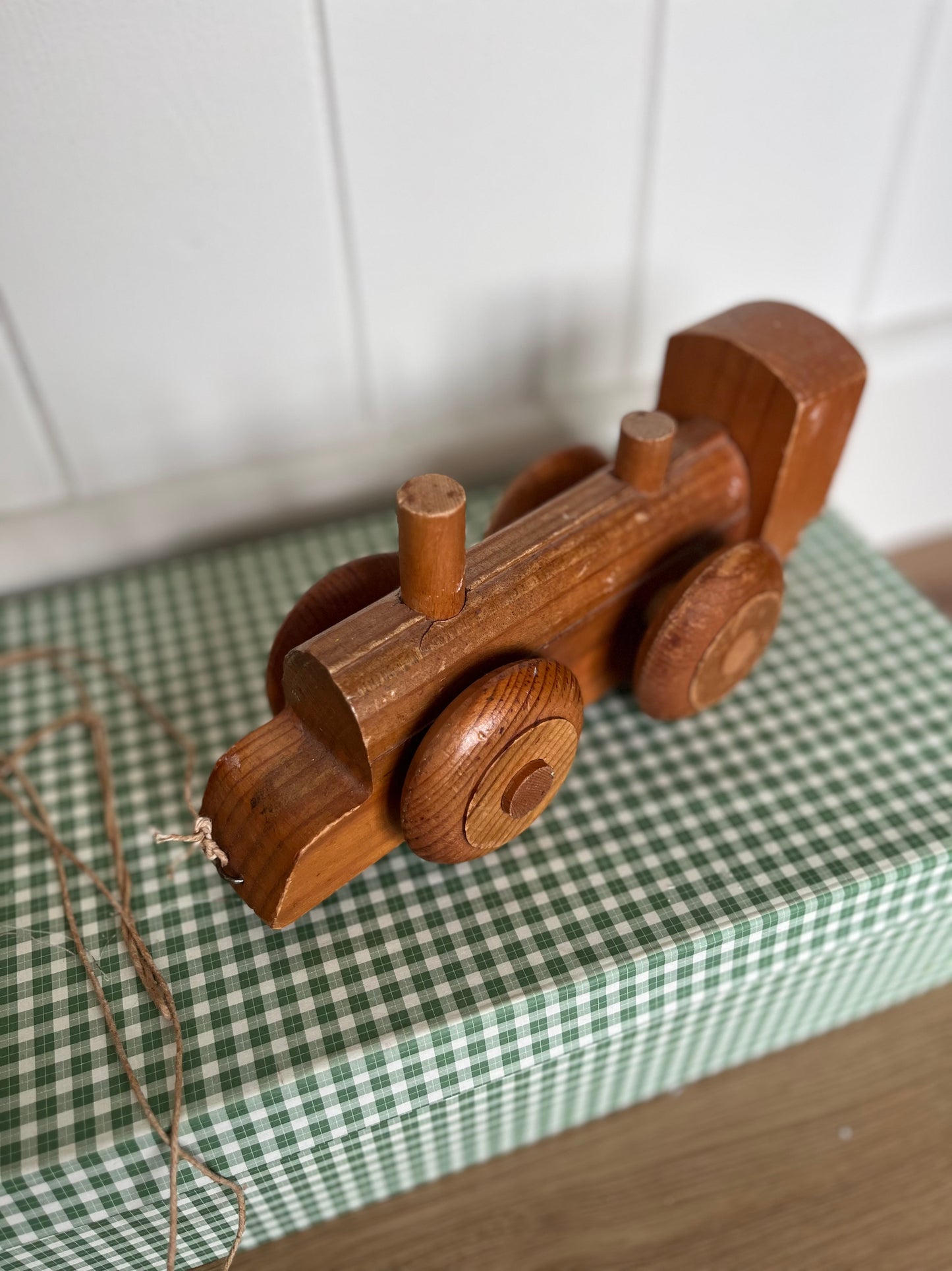 Wood N Joy Vintage pull along train