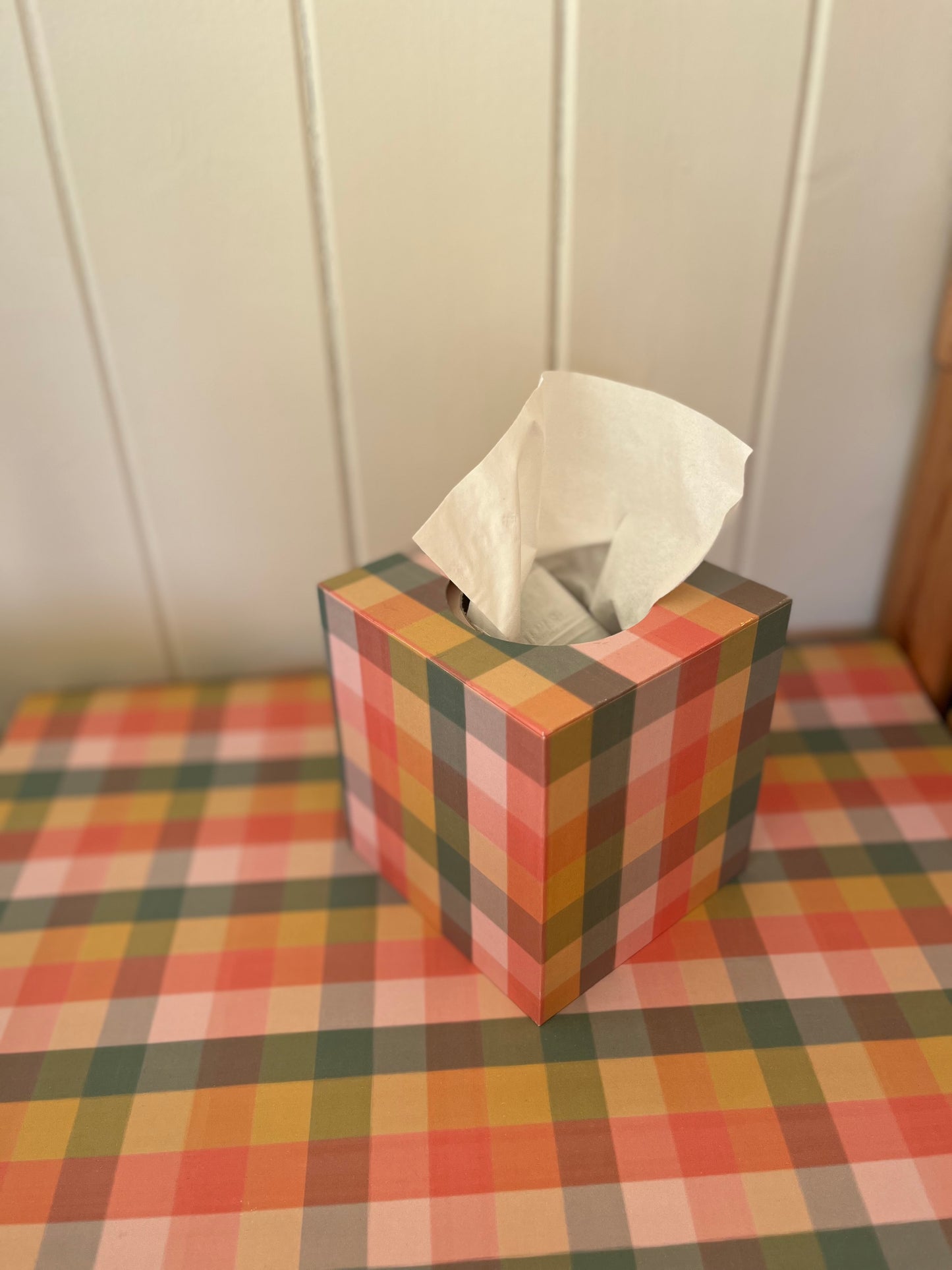 Lomond Paper Co Hand-covered Tissue Box