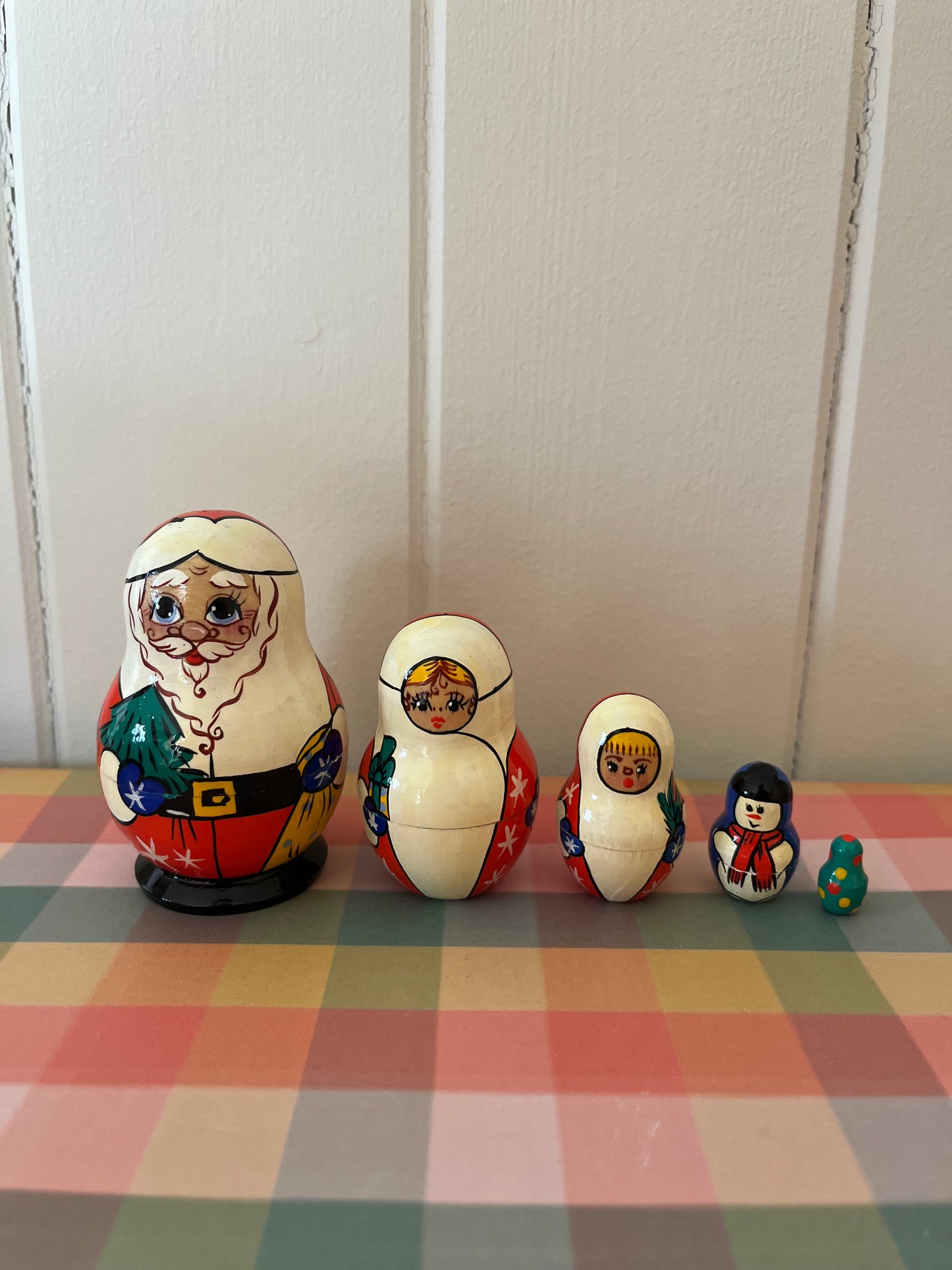 Santa & Mrs Claus Matryoshka dolls set of 5