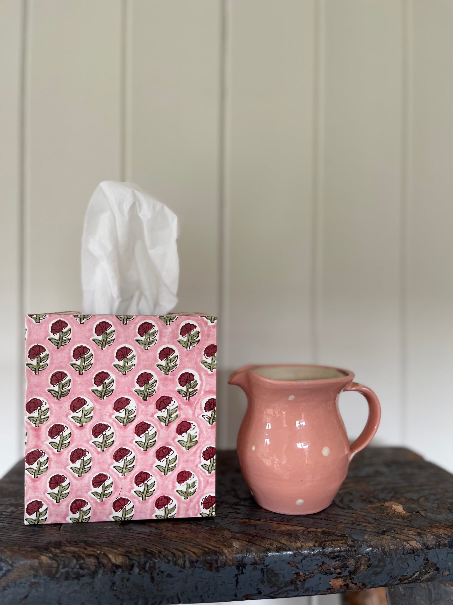 Melody Way Tissue Box Holder - Bright Pink